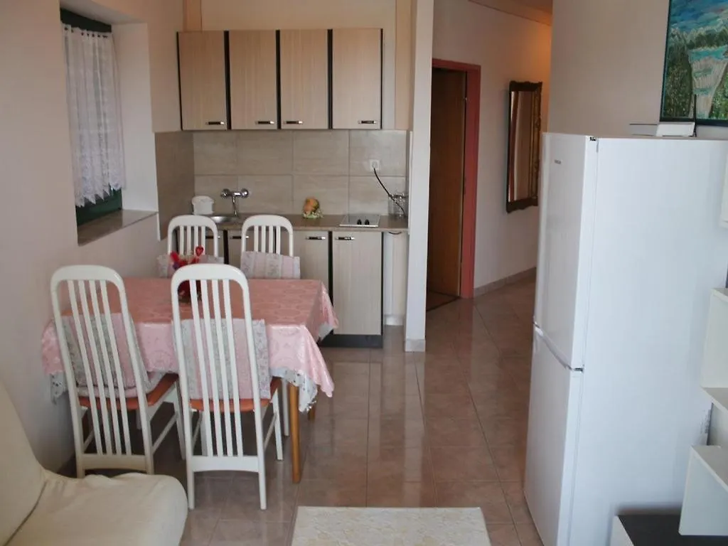 Apartment In Kali With Sea View, Balcony, Air Conditioning, Wi-Fi